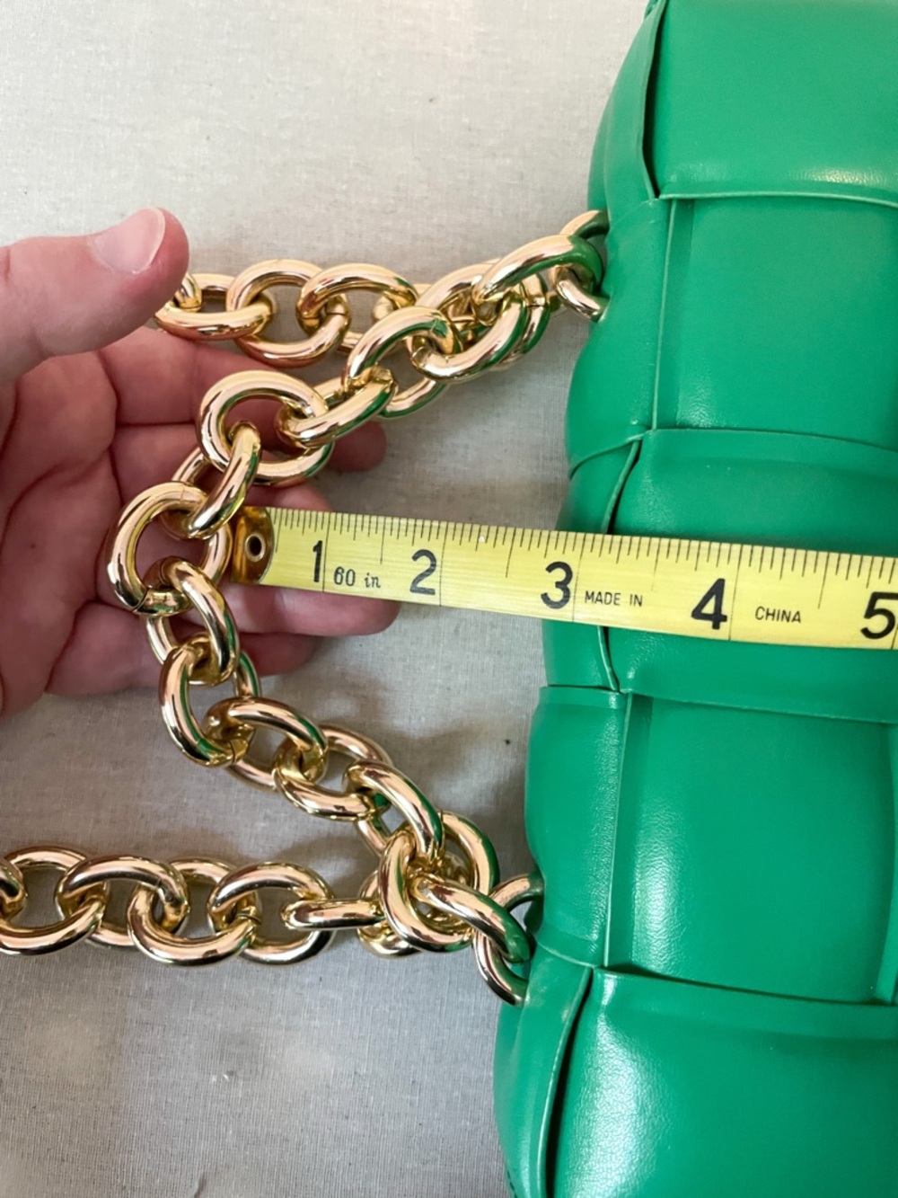 Kelly Green Faux Leather Shoulder Bag with Chunky Gold Link Strap - GUC - Picture 6 of 13